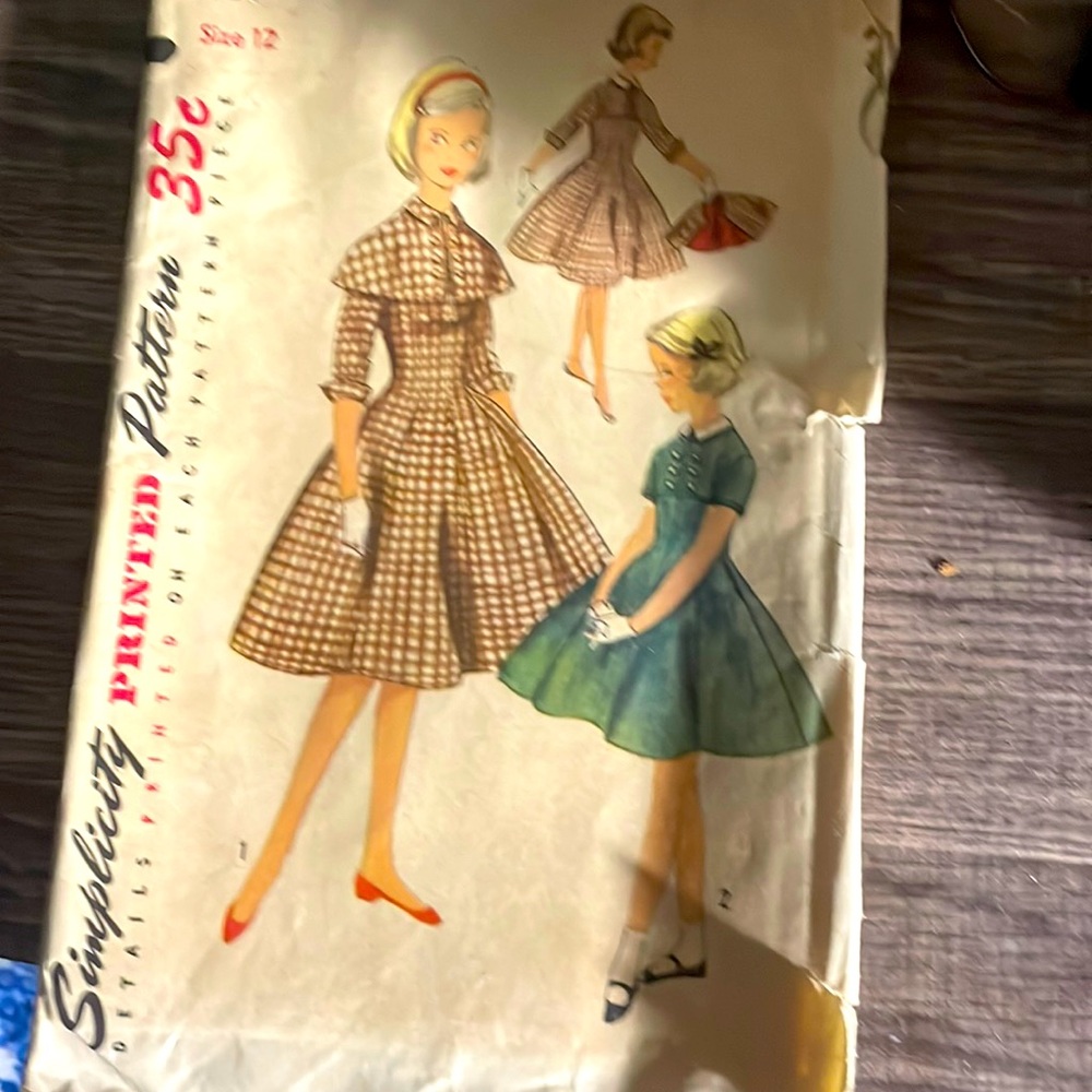 Simplicity Size 12 Antique Dress Pattern.